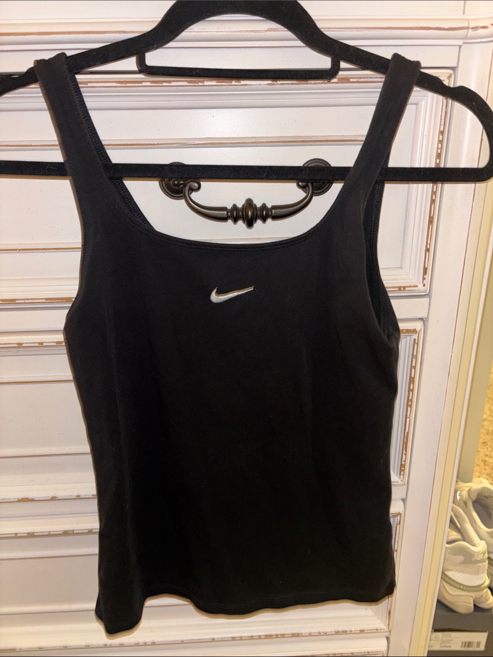 Nike Women’s Tank Top with White Swoosh